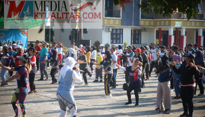 Senam Pagi Ceria Yonzipur 5/ABW Bersama Masyarakat Menuju Hidup Sehat Tubuh Bugar