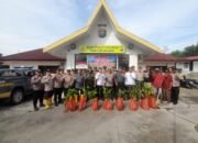 Hijaukan Mandau! Polsek Mandau Tanam Pohon Bersama TNI dan Masyarakat Dukung Program Kapolda Riau