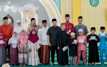 303 Anak Yatim di Mandau Terima Santunan Ramadan dari Jemaah Masjid Besar Arafah