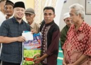 Camat Mandau Bersama UPZ Masjid Besar Arafah Salurkan 1,36 Ton Zakat Fitrah untuk 136 Penerima Manfaat