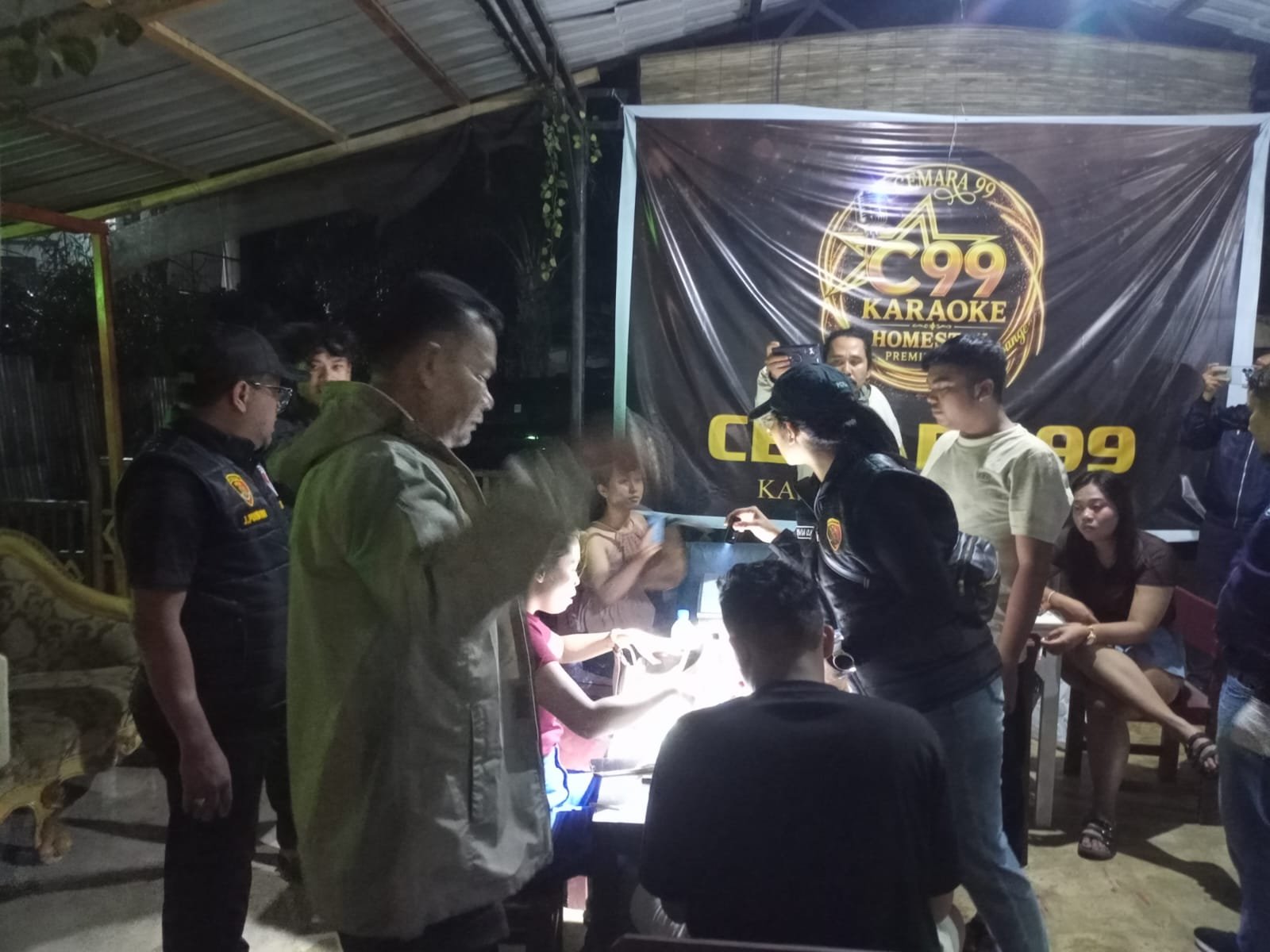 Razia gabungan Polres Padangsidimpuan dan BNNK Tapanuli Selatan di THM